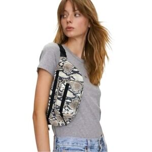Aritzia Main Character brown tan black snake print fanny pack belt bag bum bag